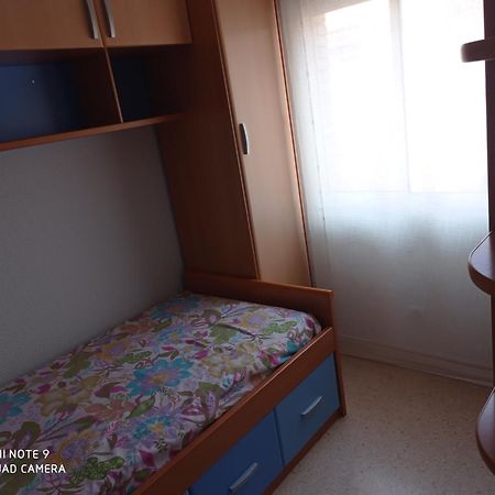 Piso Taxi Estacion De Autobuses Apartman Andújar Kültér fotó
